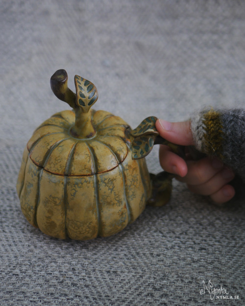  Shop Update! > https://nymla.etsy.com <Little ceramic pumpkins are now looking for a new home