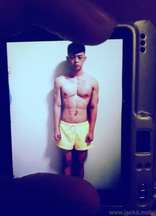 dopedonutmoon: passby-sg: Passby-sg.tumblr.com yummm anyone has his dick pic? There&rsquo;s a vi