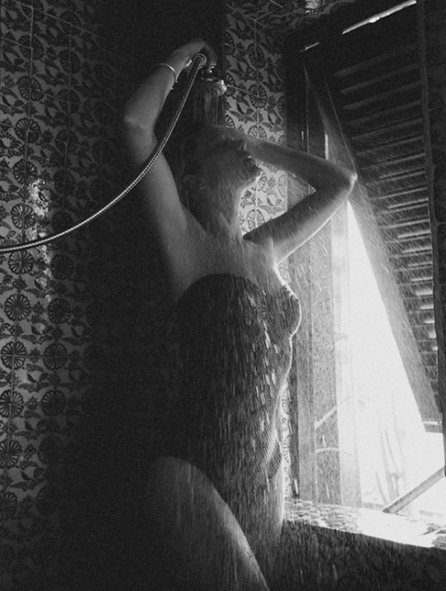 seydouxdaily:Léa Seydoux by Theo Wenner, 2013.