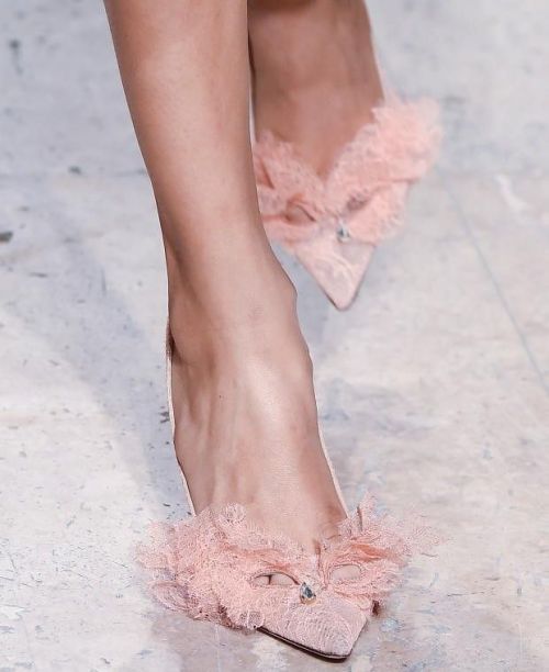  ♕Feminine Charm♕ | Gorgeous heels, Rochas ss16