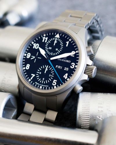 Instagram repost
damasko_uhrenmanufaktur
Damasko DC58 Chronograph Watch
#damasko #damaskowatches #dc58 #dc5X #watch #watches [ #damasko #monsoonalgear #chronograph #watch #toolwatch ]