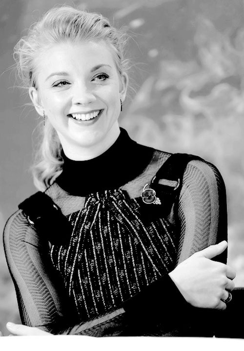 nataliedormersource:  Natalie Dormer attends The Hunger Games: Mockingjay Part 2