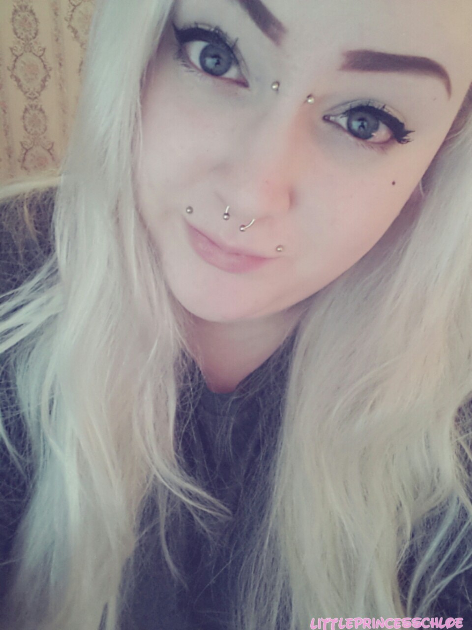 littleprincesschloe:  Tell me I’m pretty