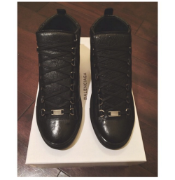 phuckindope:  Balenciaga’s