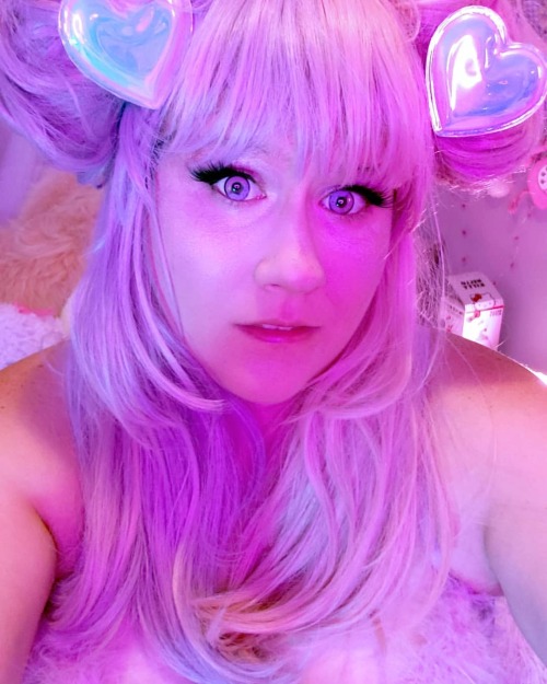 Old selfies i didn’t post!! I like the pink lighting on me!!  . . . . . . . . . . . #bubblegum