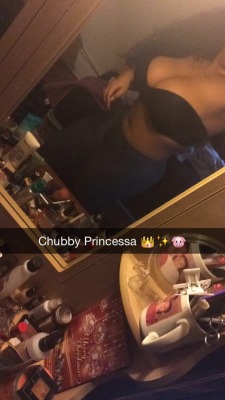 theblvcksapiosexual:  Chubby Princessa