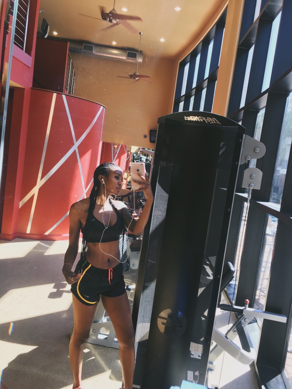dinekaaaa:  ig: dinekaa ✨ 
