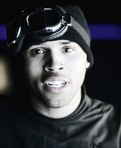 chrsbrown:Chris Brown + Beanies