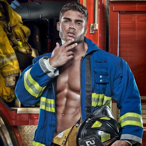 hotmensecretfolder:  @colinwayne1hot men secret folder