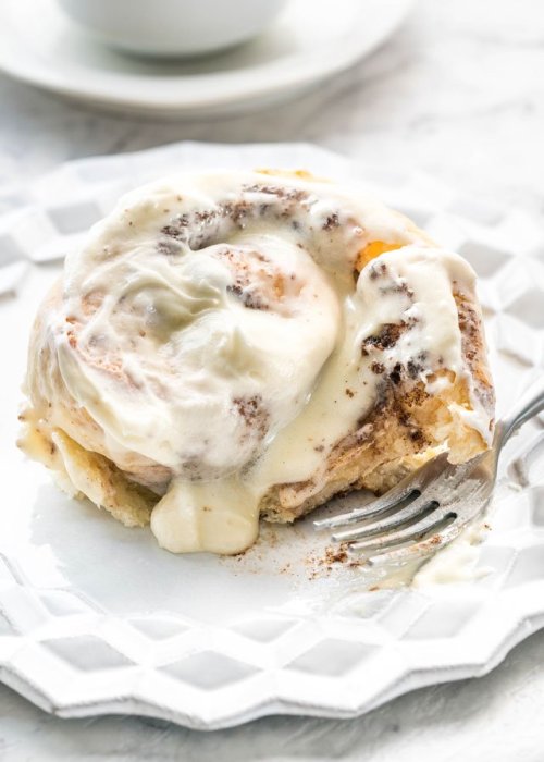 daily-deliciousness:  Cinnabons cinnamon