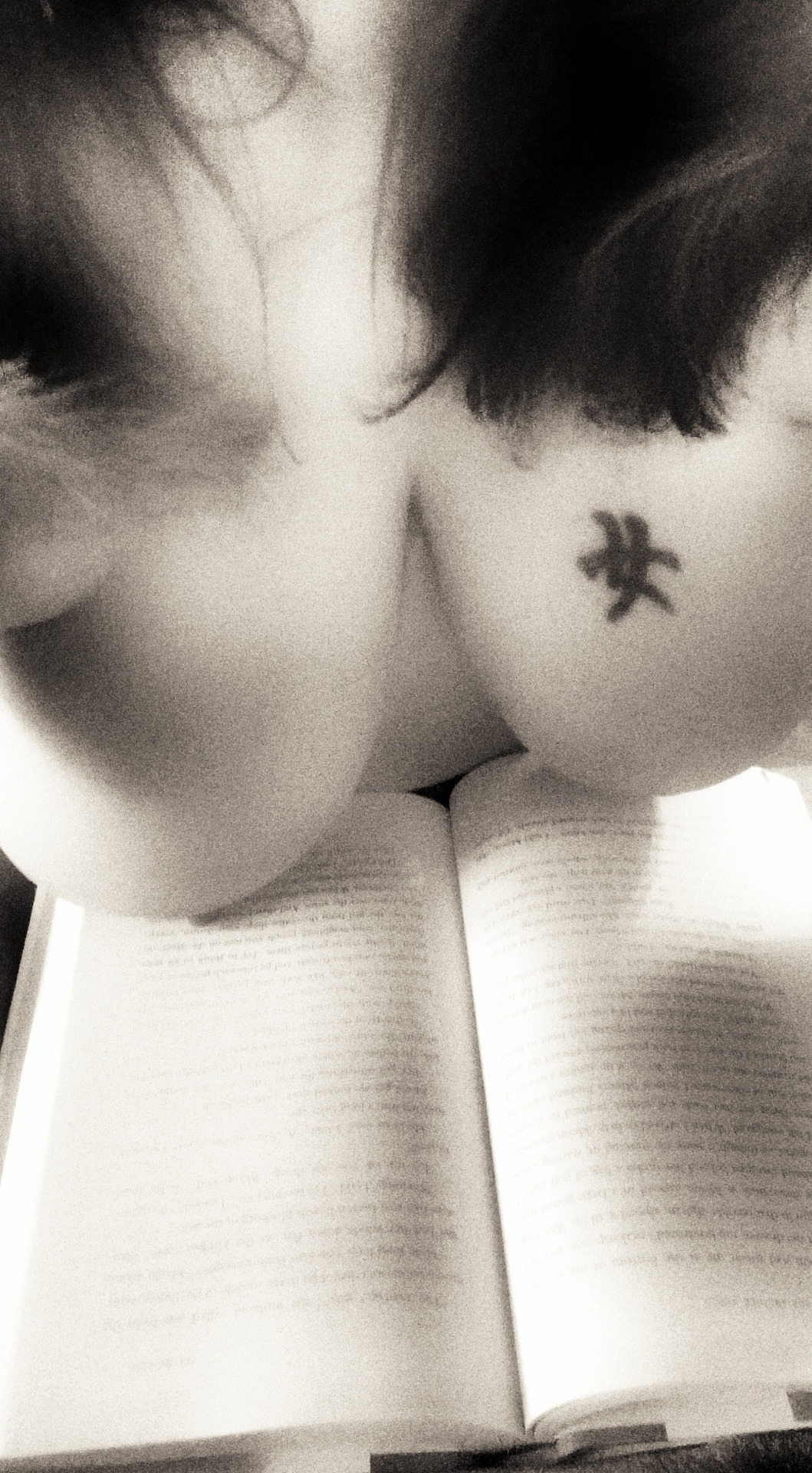 colettebleau:  milflatina: “When I think of all the books still left for me to
