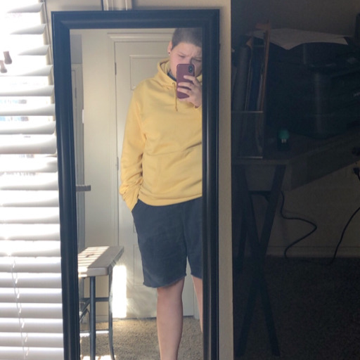 shadesofsky:  thefaceshekeepsinajarbythedoor:  things i need to do: clean my room get a college degree learn how to have healthy relationships things i want to do: play with puppies and kittens find someone cute to cuddle and make out with drive to the