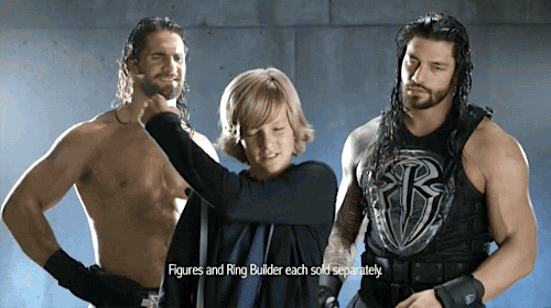 helloashrandomnessworld:  totaldivasepisodes:  Wait what.  Lovr them!   