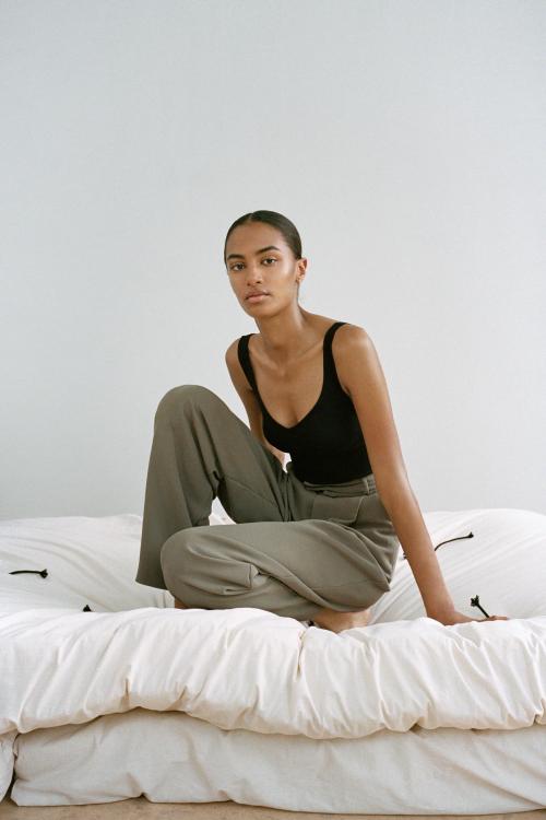 fashionfavdotcom: Sacha Quenby for Zara Fall 2020 Lookbook - Lookbooks - Minimal. / Visual.