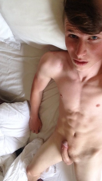 yummyblokes:  :Yummyblokes