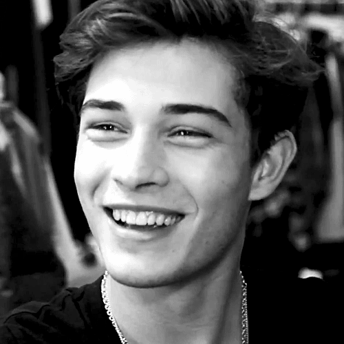 lachowskiomg:  oh my god…
