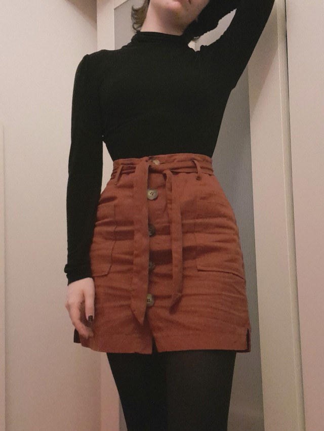 acrosstheoldstream:It was a black turtleneck kind of day today folks