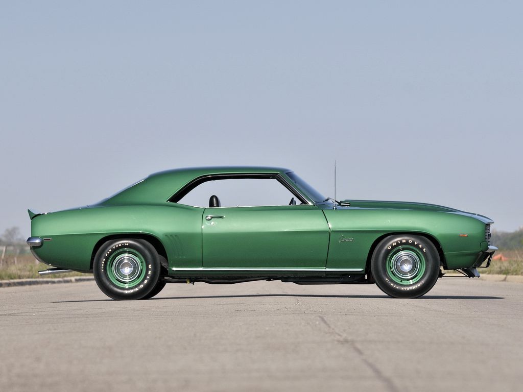 carsontheroad:  Chevrolet Camaro 1969by CarsOnTheRoad