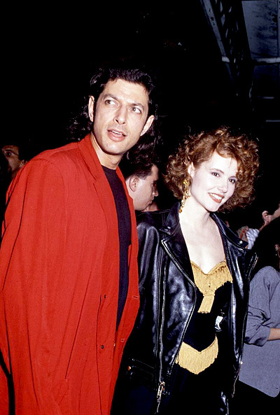 cydoniadreamland: mabellonghetti: Geena Davis and Jeff Goldblum red carpet looks from 1986 to 1990 omg yess 