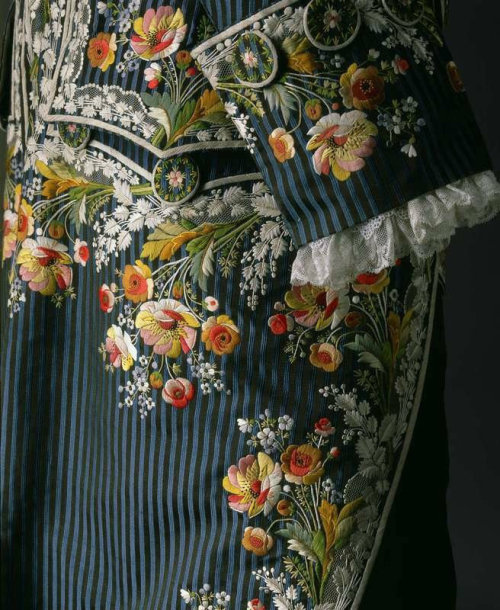jackviolet:18th century embroidery.The first 3 pictures are embroidery, the 4th is not. And the firs