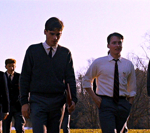 dailyflicks:DAILYFLICKS 10K CELEBRATION → FAVORITE 80s MOVIE PER MEMBER DEAD POETS SOCIETY (1989) - Carol (@tonyleunq)Carpe diem. Seize the day, boys. Make your lives extraordinary. 