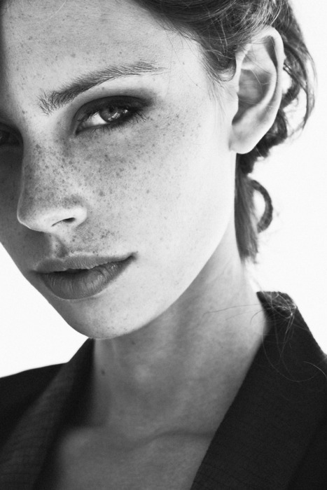 Remarkably Beautiful Girls