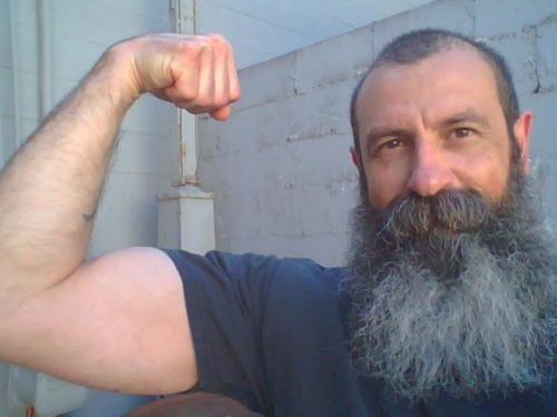 epicmountainbeard:Beard power @epicmountainbeard is a sexy fucker