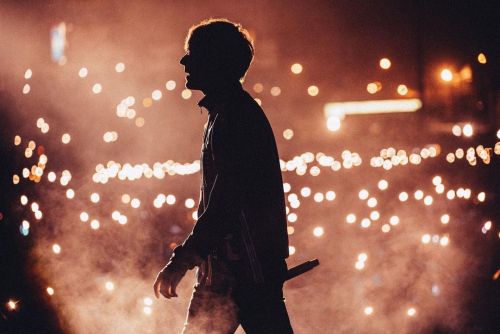 hlupdate: joshuahalling: the last week or so // @louist91