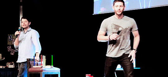 mishasminions:  SO MUCH CAN HAPPEN IN 30 SECONDS