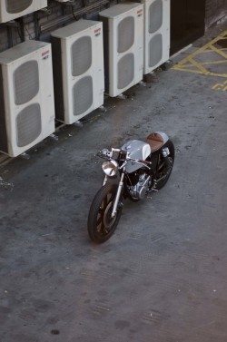 airows:  (via 47 Photos Proving Auto Fabrica Makes The Coolest Custom Motorcycles)