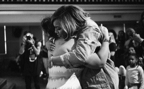 beyhive4ever:Beyoncé and Tina Knowles serving and speaking to the survivors of Hurricane Harvey in H