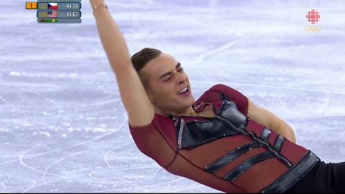 randomsplashes:  HE DID THAT!!! ADAM RIPPON SLAYED US ALL LIKE THE GLAMAZON BITCH HE IS
