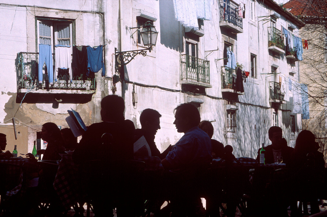 barcarole:  Lisbon, Portugal, 1998. Photos by Gueorgui Pinkhassov.
