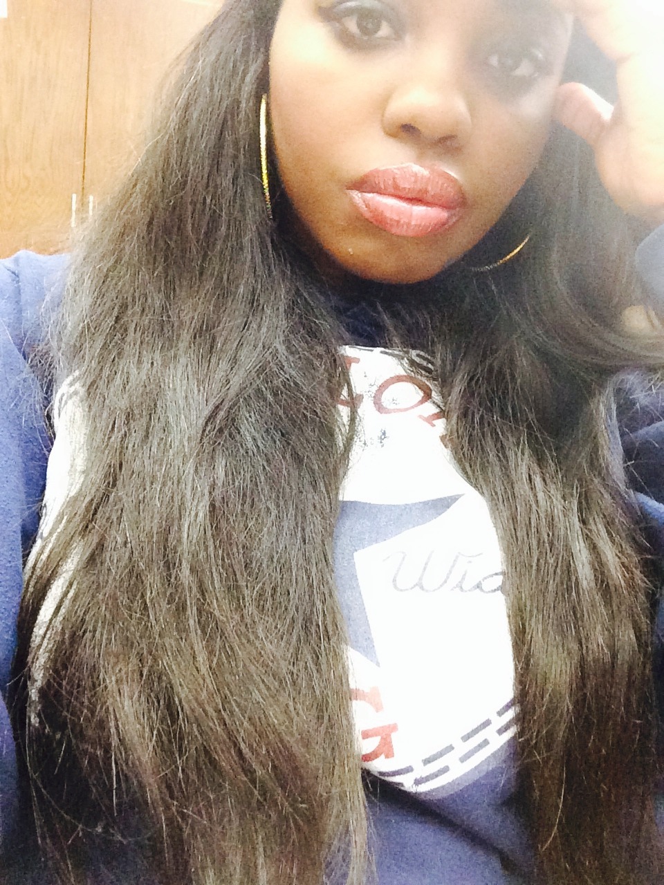 quitethefreak:i got a big ass head.and a crooked smile.and fucked up teeth.but today,