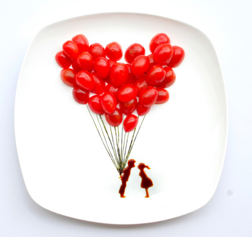 artmesohard:  Art made with Food by the Malaysian artist Hong Yi