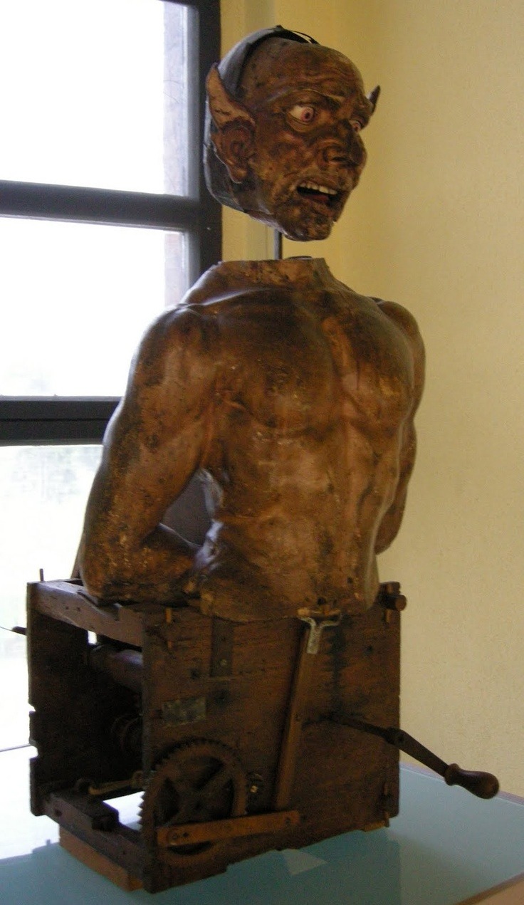 oursoulsaredamned:  16th century automaton. Images: Italian Automaton (The Devil),