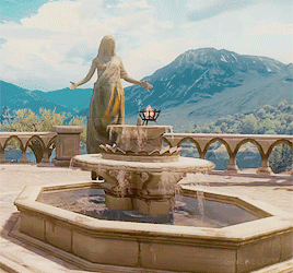 gwenbleidd:                      ►                    Palace Gardens is a large