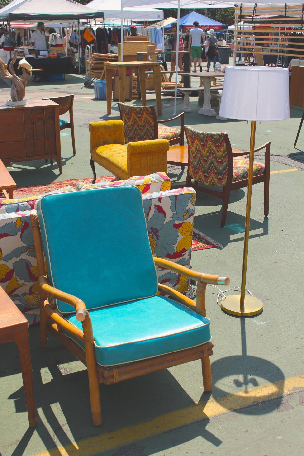 minteriorsblog:  Fort Greene Flea in Brooklyn on Saturday 