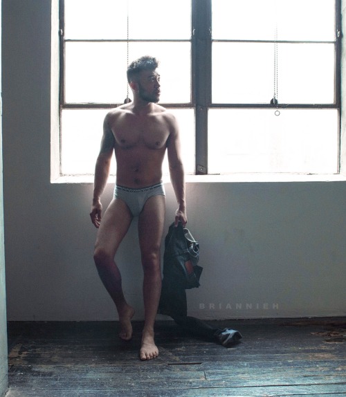 briannieh:NYC #briannieh #chinolatino