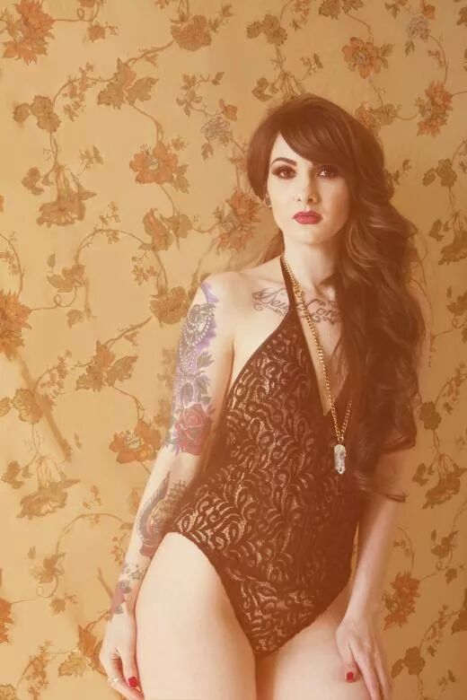  Elle Heavin 