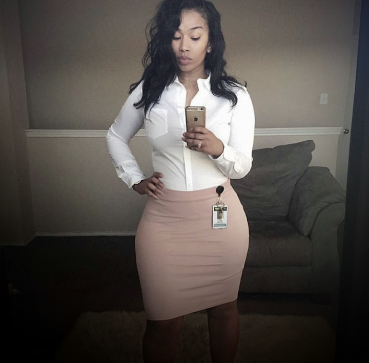 jazziedad:  Sexy&amp;Gorgeous Ms GoldSkinned 💜💜