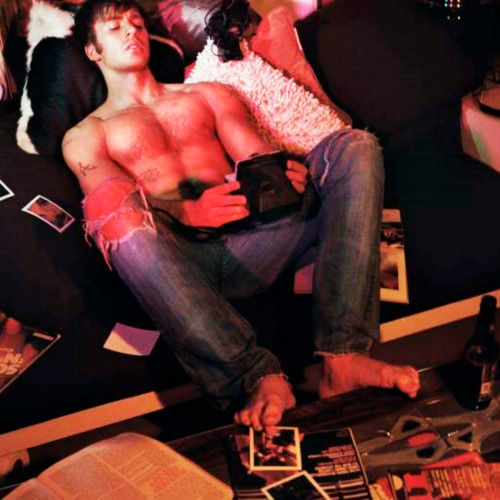 chrisevansedits:Every Chris Evans Photoshoot (6/*) by Tony Duran for Flaunt Magazine - 2004