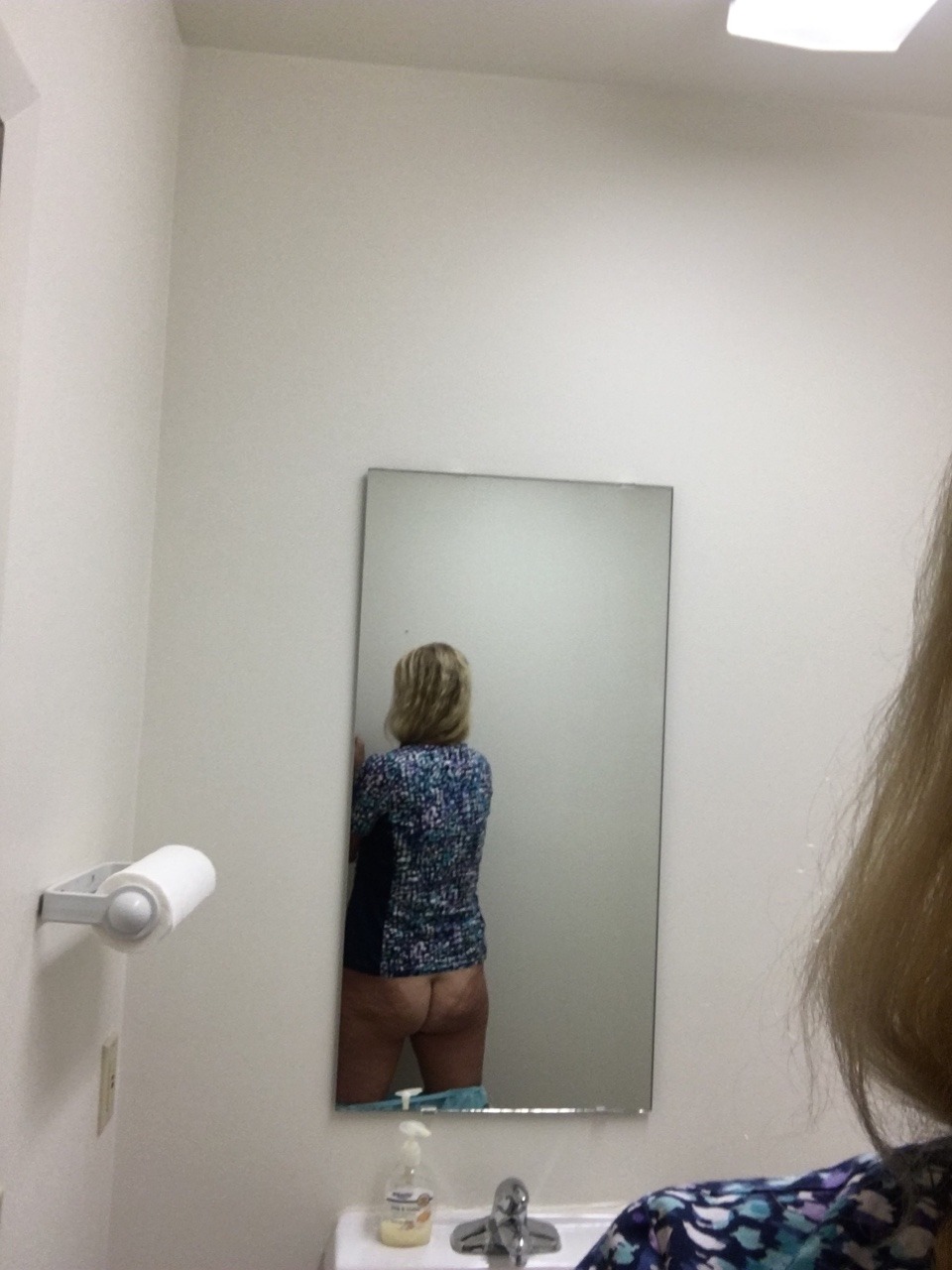 mikeang2013:A little fun at work this morning 😊😊