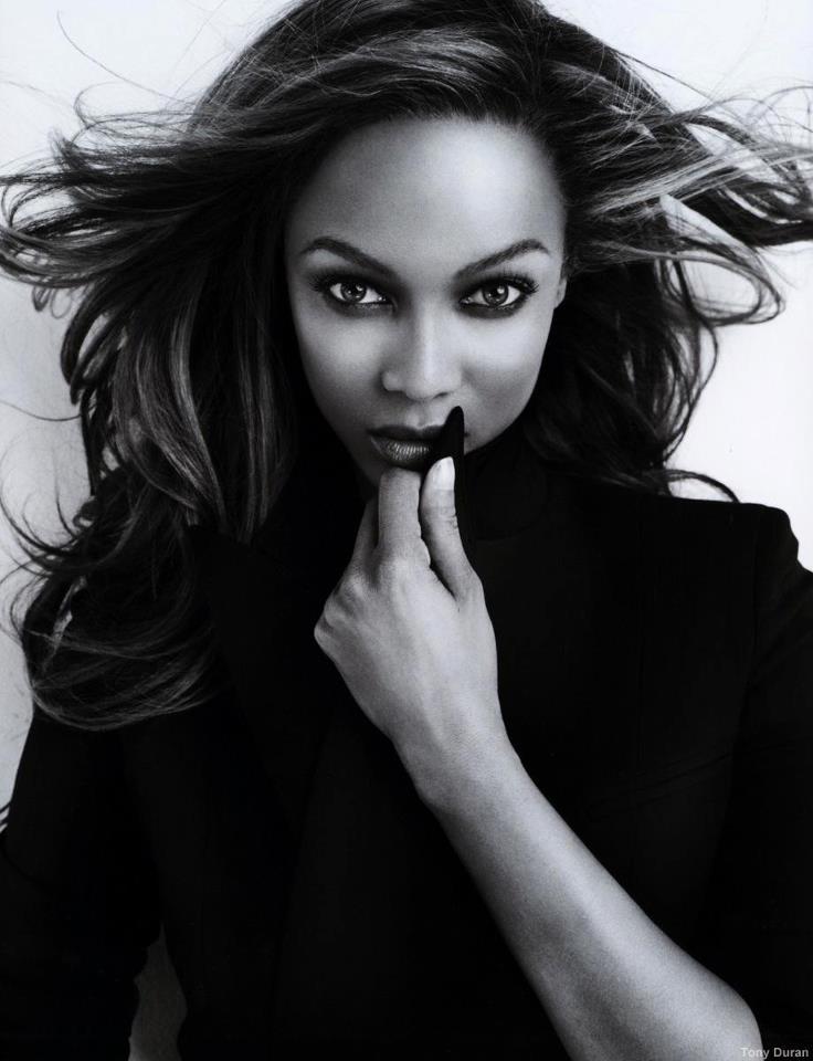 tyra banks in black and white what more could you want? :)