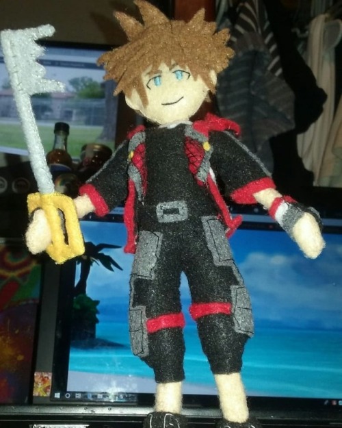 Finally finished my Kh3 Sora felt doll, just in time for Kh3 Orchestra! #kh3 #feltdolls #sora #kingd