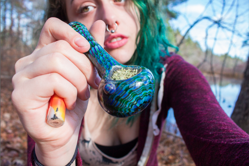 weed-breath:  Smoked by the river today~ 