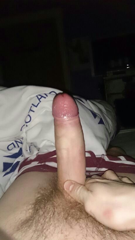 realscottishmeat:  Sexy Ronan has a bigger dick than his big brother Willis who was