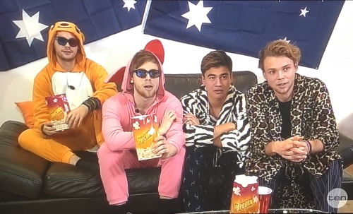 fuckboyaf: lookin good u bunch of weirdos
