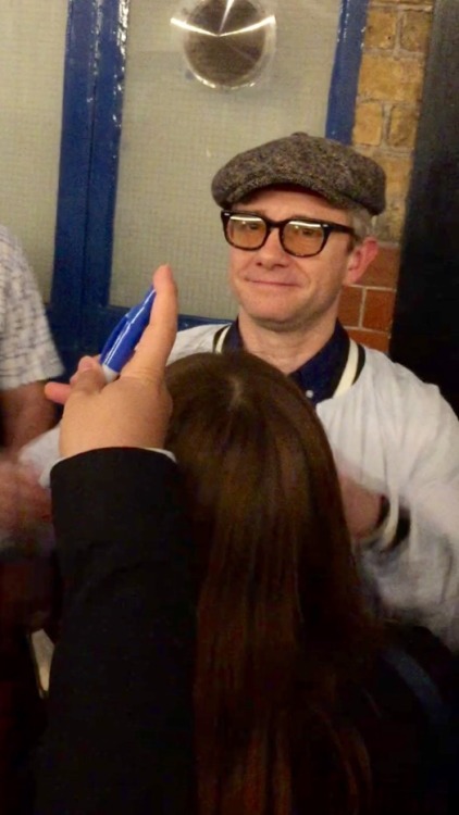 jamiejohnlocked: 29, Sept. Labou r of Love stage door