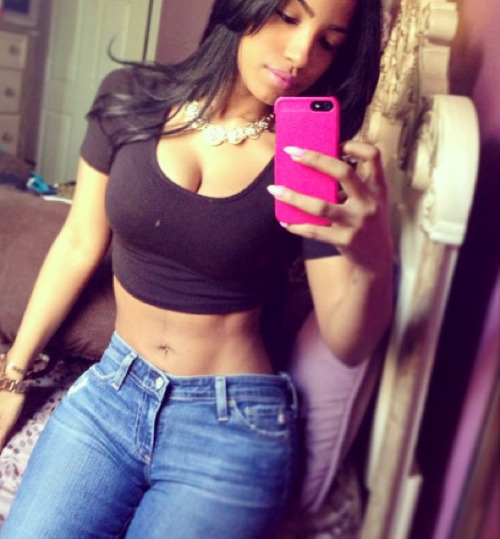 mannypakbeloud:  Delianna❤😍😘  GORGEOUS!
